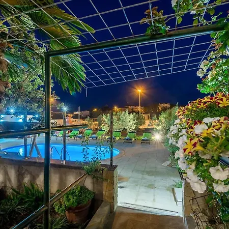 Apartment Katarina With Swimming Pool *