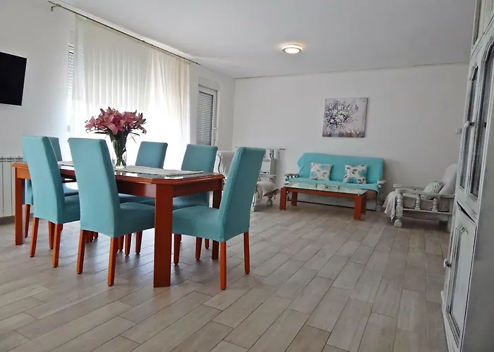 Katarina With Swimming Pool